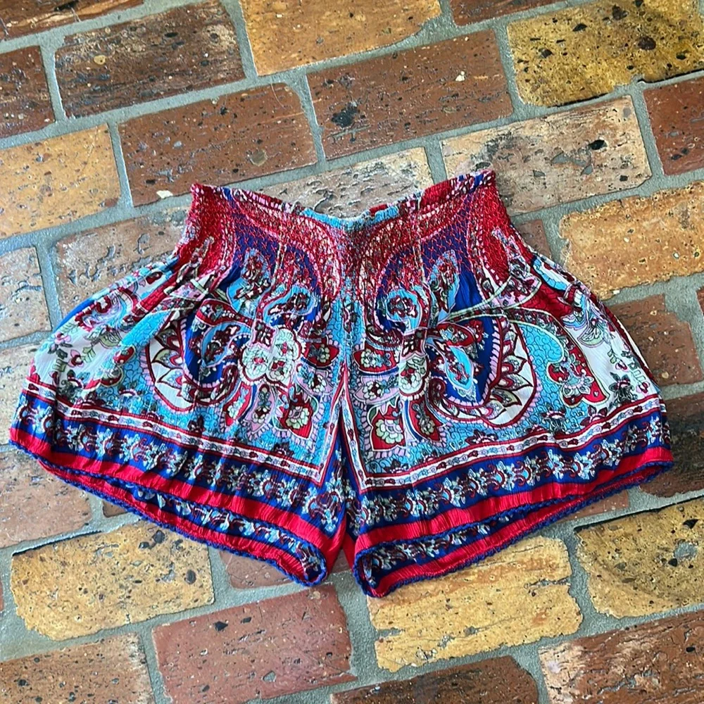 Patrons of Peace Red Smocked Waist Boho Shorts szM